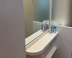 パウダールーム